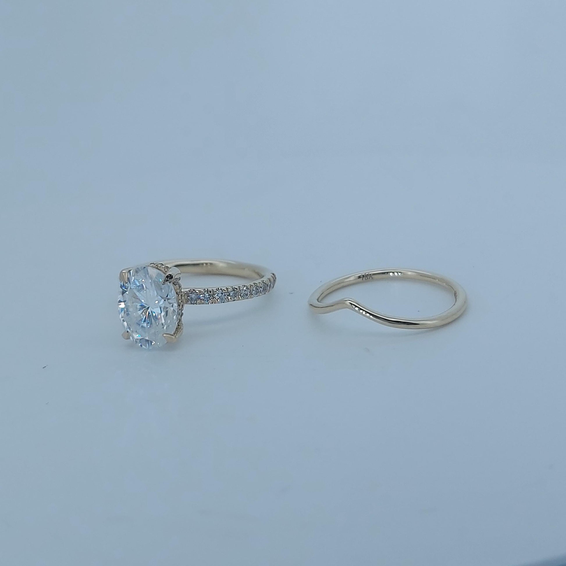 3Ct Oval Cut Wedding Set in Yellow Gold, Oval brilliant Bridal Set, Moissanite Oval Cut Bridal Set, Moissanite bridal Set.
