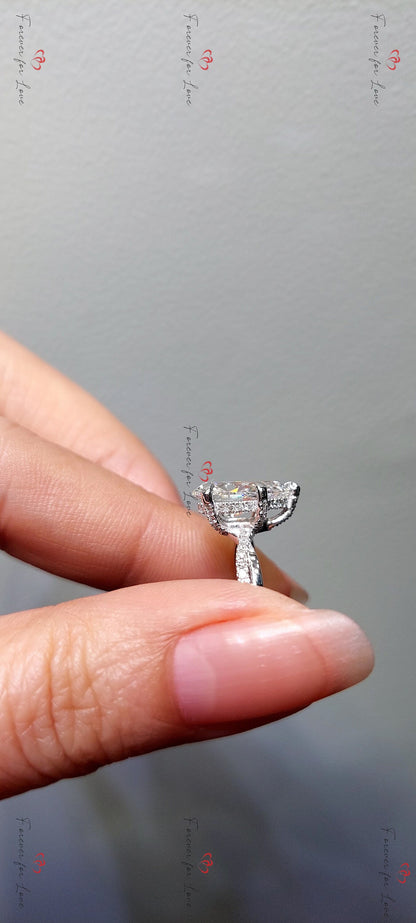 2.5 Ct Pear Lab Diamond Solitaire Engagement Ring