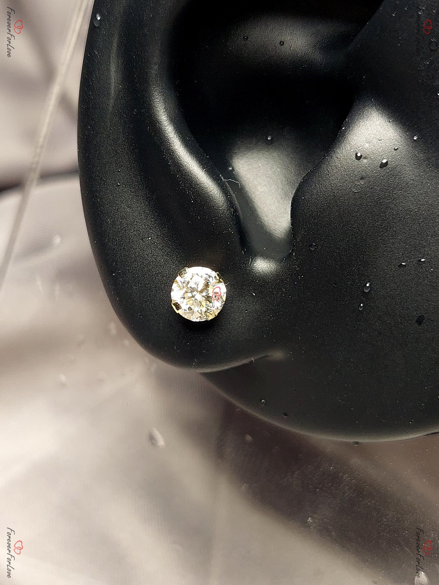 14 Karat Gelbgold Ohrstecker mit 1 Karat runden Diamanten, Diamant Ohrstecker, echte Diamantohrstecker, Geburtstagsgeschenk, Valentinstagsgeschenk für sie Moissanite engagement ring in Gold or Platinum — custom handcrafted by Forever For Love