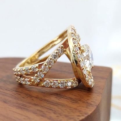 2.5 Ct Round Lab Diamond Ring