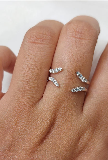 Round Lab Diamond Engagement Ring