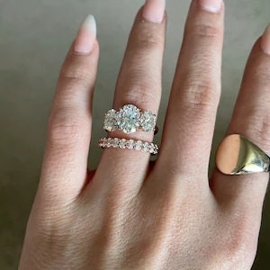 Oval Moissanite Three Stone Engagement Ring