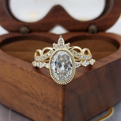 2.5 Ct IGI Certified Oval Lab Diamond Wedding Band