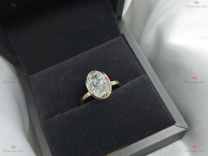 4 Ct Oval Diamond, Moissanite Solitaire Engagement Ring