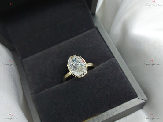 4 Ct Oval Diamond, Moissanite Solitaire Engagement Ring