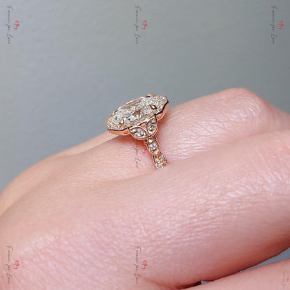 1.5 Ct IGI Certified Oval Diamond Engagement Ring