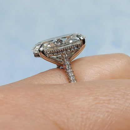 8 Ct Oval Lab Diamond Engagement Ring