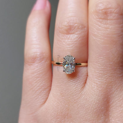 1 Ct Oval Lab Diamond Solitaire Engagement Ring