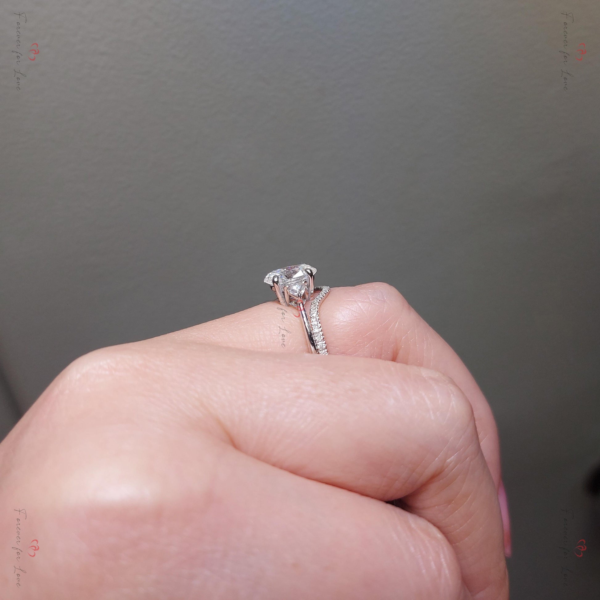 Oval Moissanite Engagement Ring