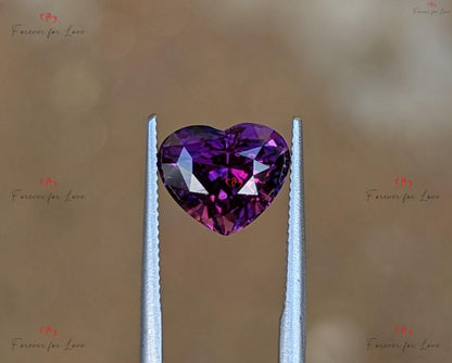 Saphir violet en forme de cœur de 3,17 carats, pierre précieuse naturelle non chauffée et non traitée du Sri Lanka, saphir bicolore violet et bleu
