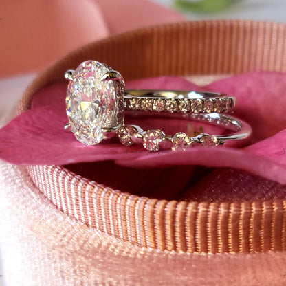 3 Ct IGI Certified Oval Lab Diamond Solitaire Engagement Ring