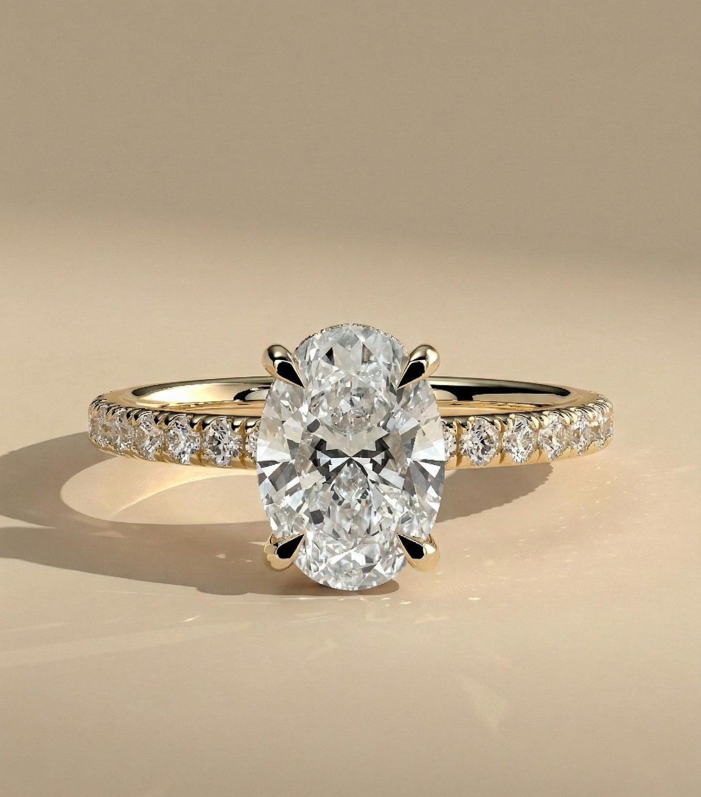 Bague de fiançailles avec diamant ovale de 1,5 carat ou moissanite Oval cut 1Ct Moissanite taille brillant engagement ring in Gold or Platinum — custom handcrafted by Forever For Love