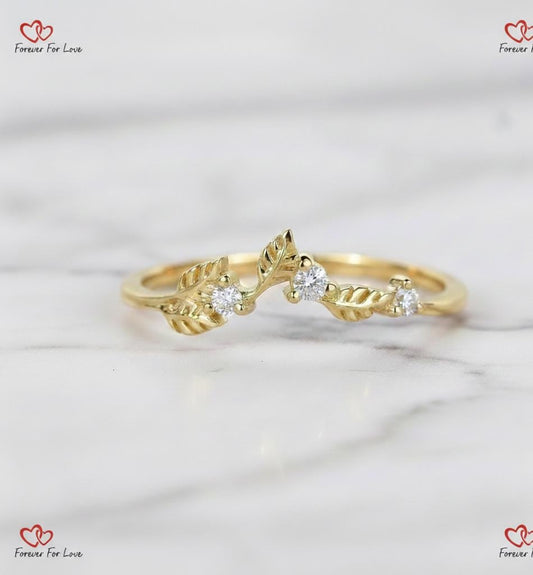 Nature Inspired Round Diamond Wedding Band for Her, V-Shaped Chevron Band, Leaf Style Stackable Band for Engagement Ring, Anniversary Gifts