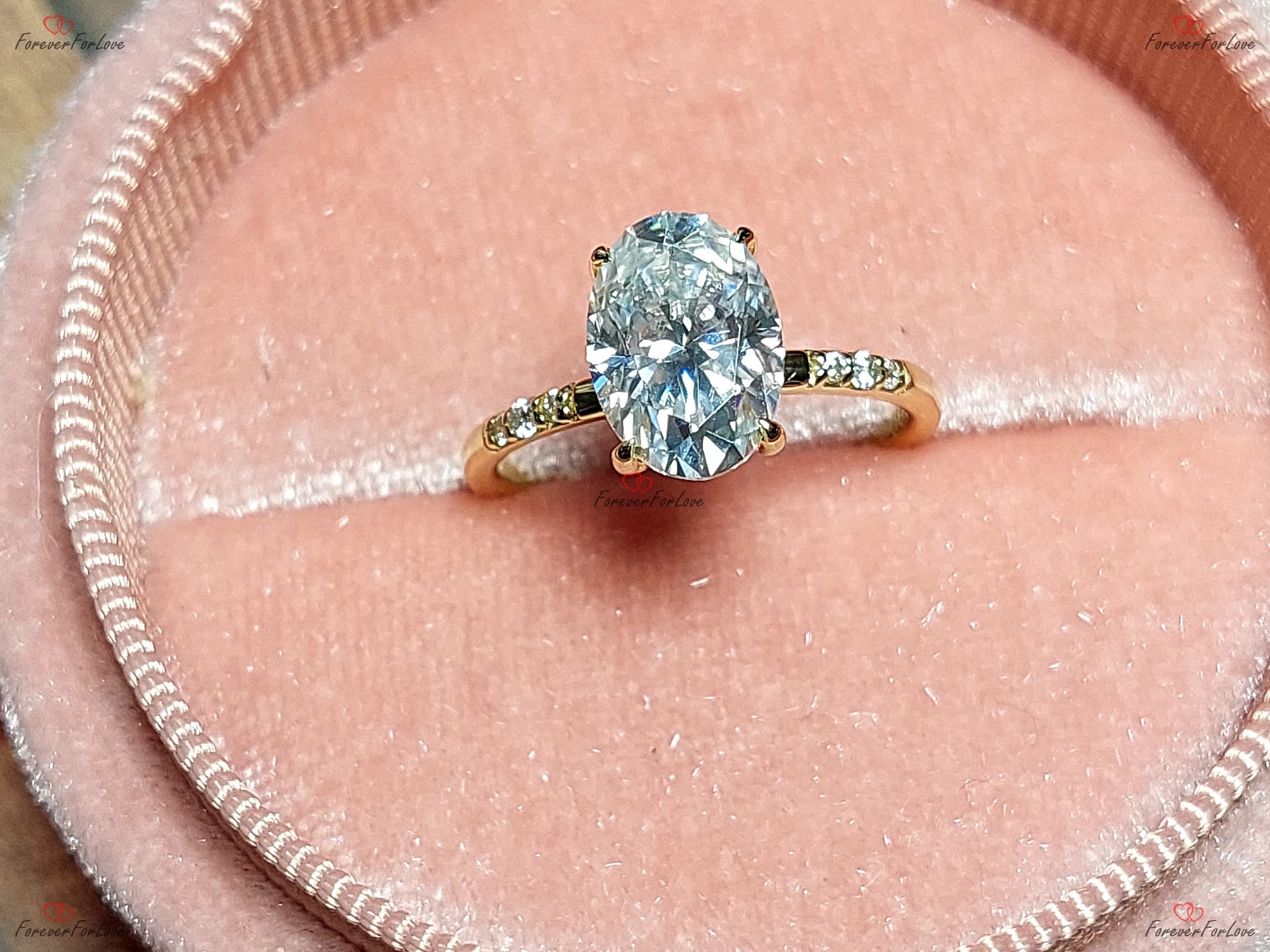 2.5 Ct Oval Moissanite Engagement Ring