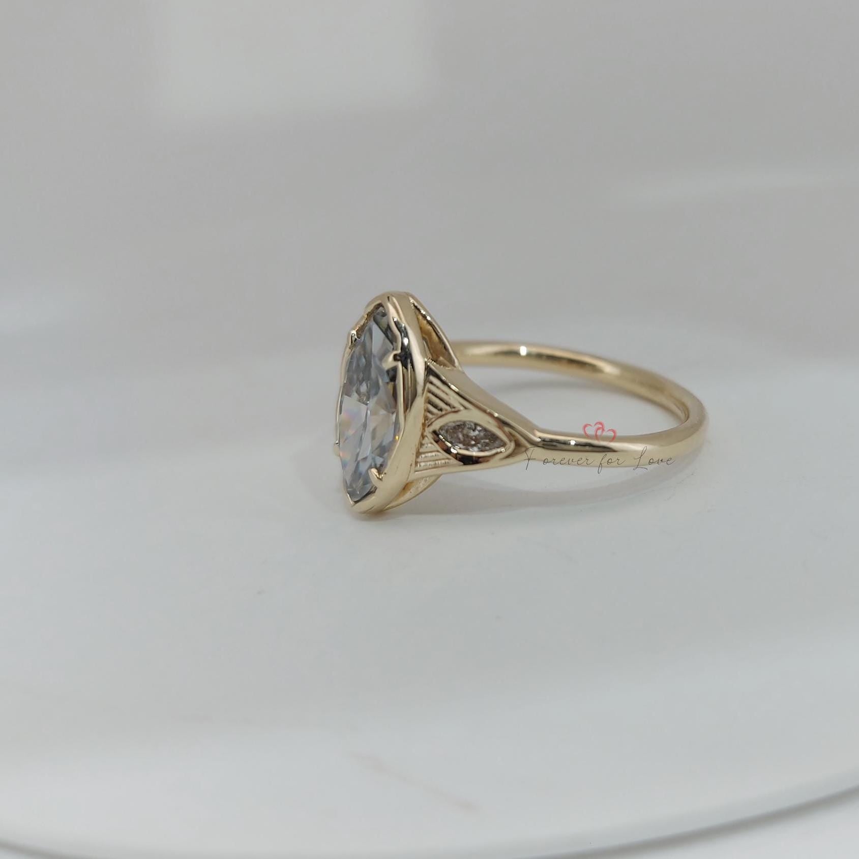 Marquise Diamond, Moissanite Engagement Ring