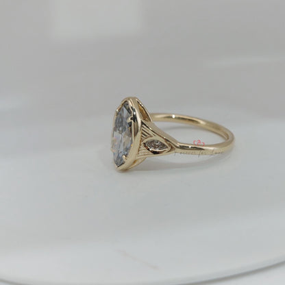 Marquise Diamond, Moissanite Engagement Ring