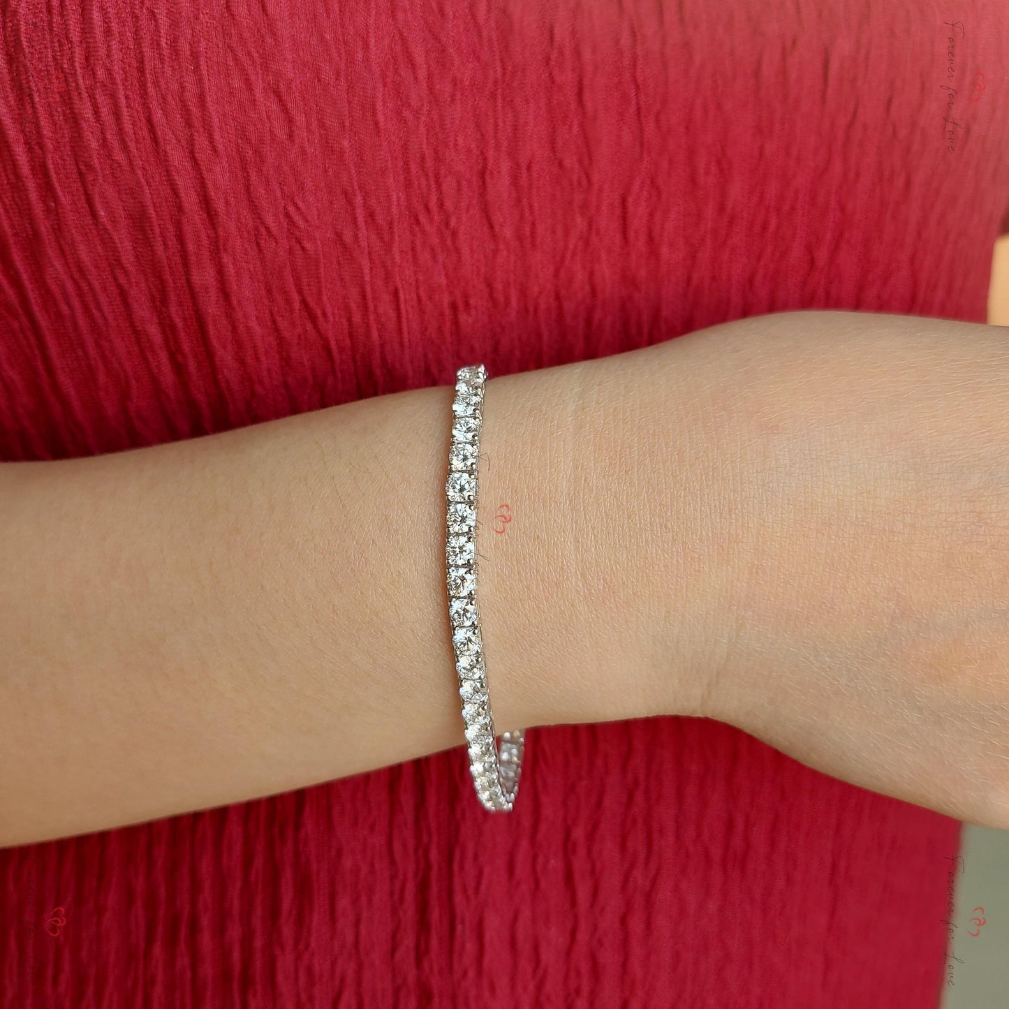 14K Weißgold 6 Karat Diamant Tennisarmband, echtes Diamantarmband, wunderschönes 4 mm rundes weißes Diamantarmband als Geburtstagsgeschenk für Mama Moissanite engagement ring in Gold or Platinum — custom handcrafted by Forever For Love