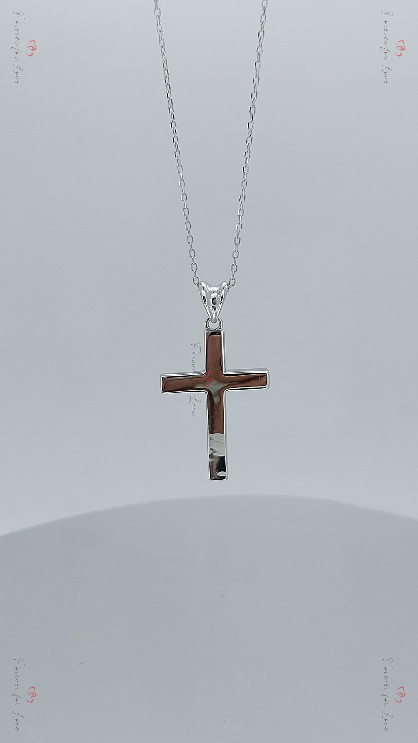 Halskette mit Kreuz aus 14 Karat Massivgold für Damen, Kreuzanhänger, Religiöser Schmuck, Anhänger mit christlichem Glauben, Kreuzgeschenk für Frauen Moissanite engagement ring in Gold or Platinum — custom handcrafted by Forever For Love