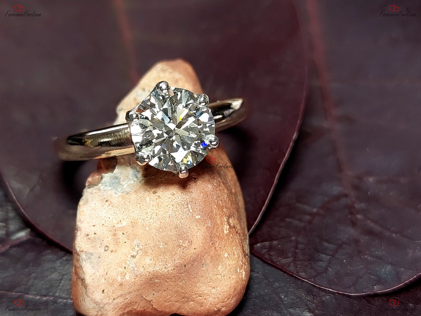 1,9 Karat runder Diamant Solitär Verlobungsring Round cut Moissanite engagement ring in 935er Argentium Silber — custom handcrafted by Forever For Love