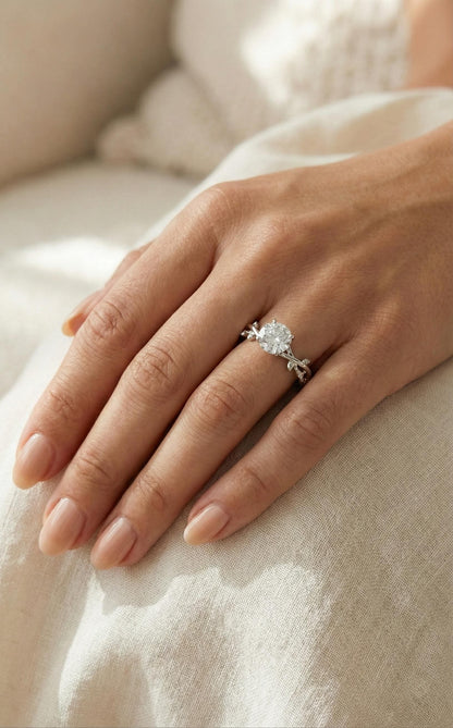 3.2 Carat E, VVS2 Clarity IGI Certified Round Stone, Nature inspired Round Cut Lab Diamond, Engagement Ring 14k White Gold, Gift for Her