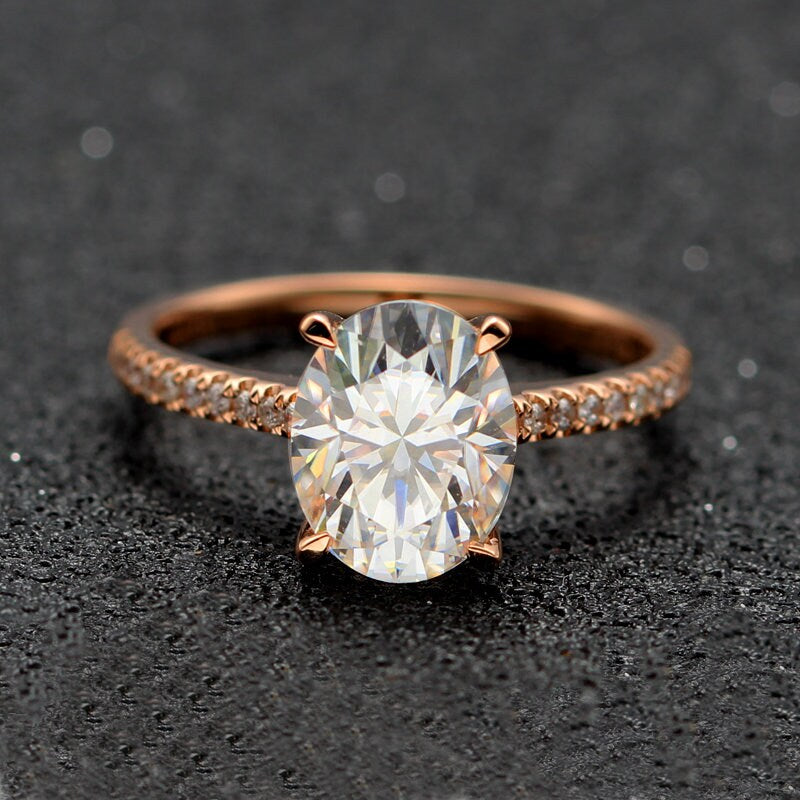1 Ct Oval Moissanite Engagement Ring