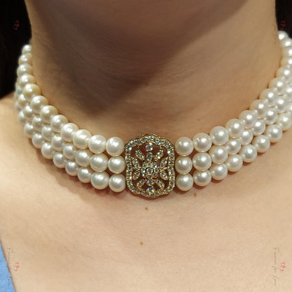 Halskette mit Perlen, Süßwasserperlenkette, Diamantbesetzte Goldkette, Brauthalskette, Geknotete Halskette für Bräute, Hochzeitskette