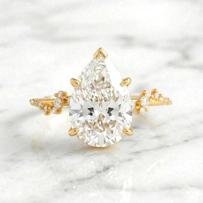 3.1 Ct IGI Certified Pear Lab Diamond Ring