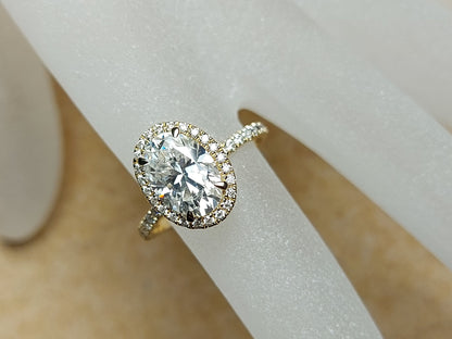2 Ct Oval Diamond, Moissanite Halo Engagement Ring