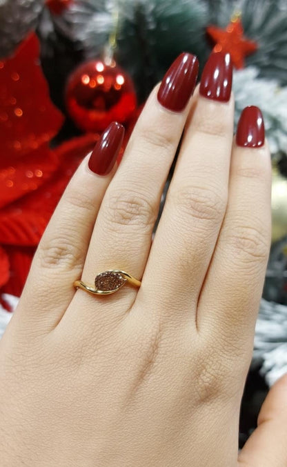 IGI Certified Pear Lab Diamond Engagement Ring