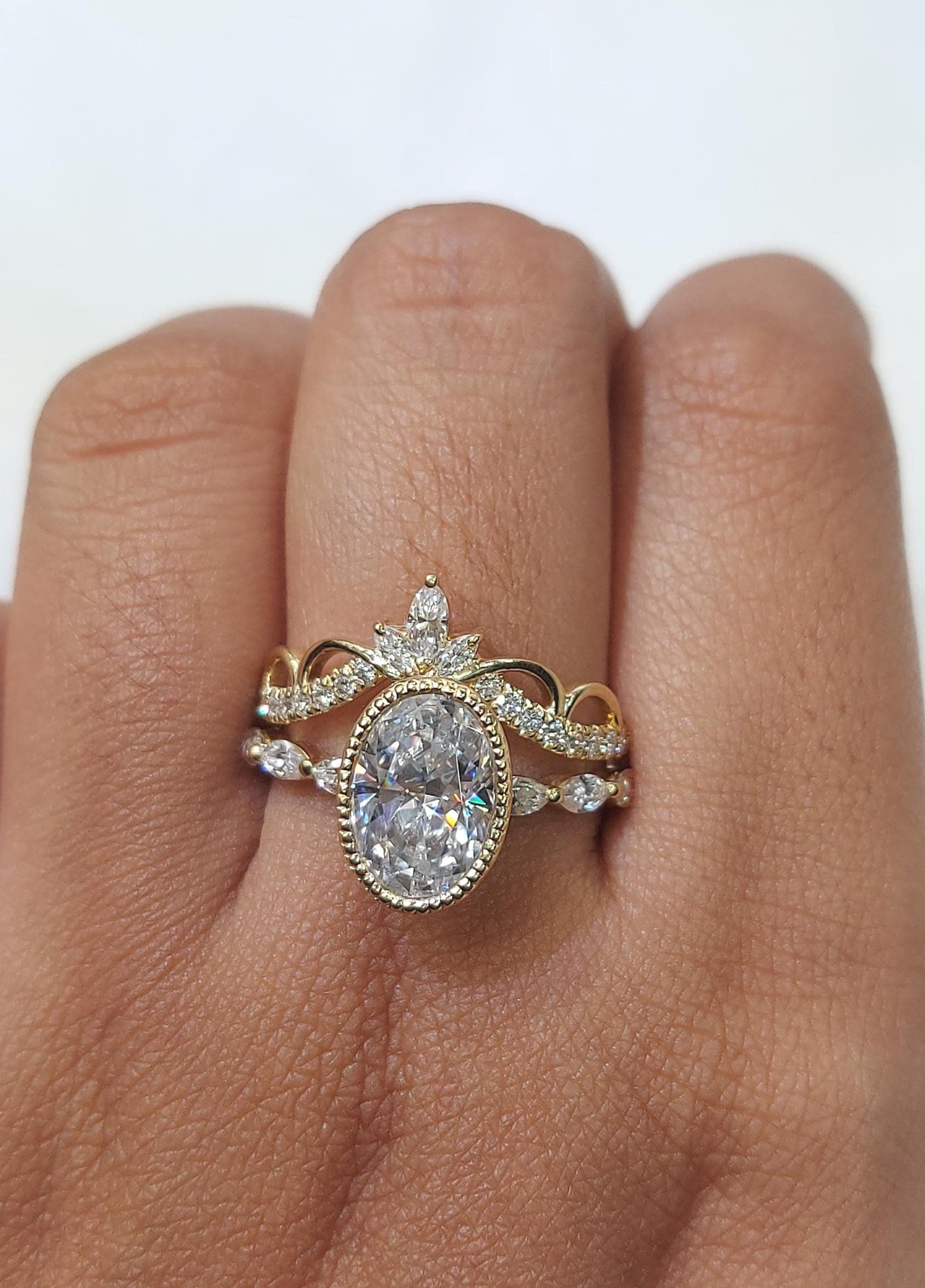 2.5 Ct IGI Certified Oval Lab Diamond Wedding Band