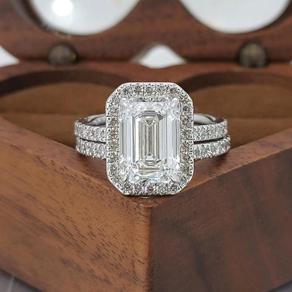3 Ct IGI Certified Emerald Diamond, Emerald Halo Ring