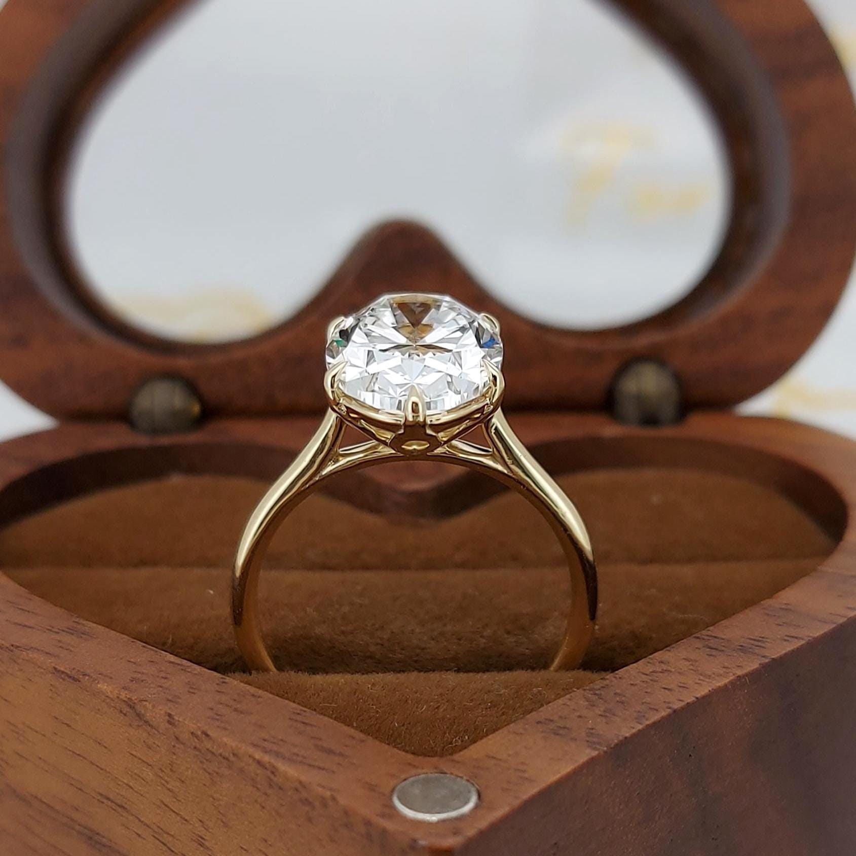 4 Ct IGI Certified Oval Lab Diamond Solitaire Engagement Ring