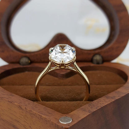 4 Ct IGI Certified Oval Lab Diamond Solitaire Engagement Ring
