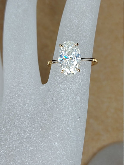 3 Ct Oval Diamond, Moissanite Halo Engagement Ring