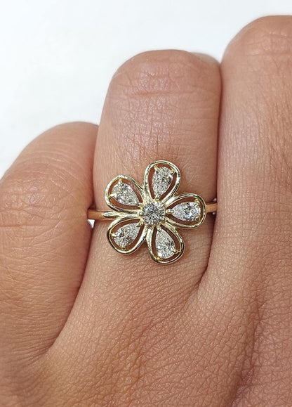 Pear Lab Diamond Ring
