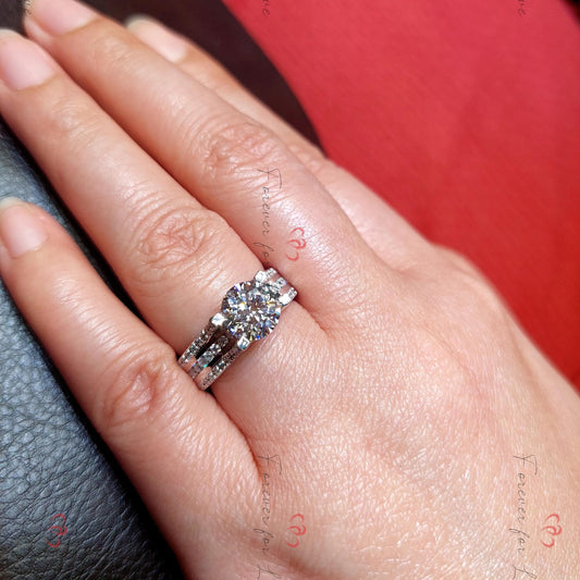 2 Ct IGI Certified Round Diamond Engagement Ring