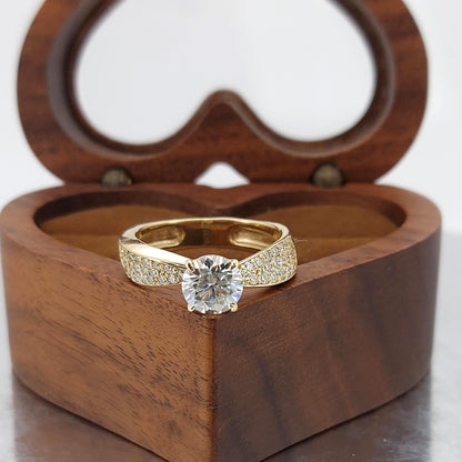 1.5 Ct IGI Certified Round Lab Diamond Engagement Ring