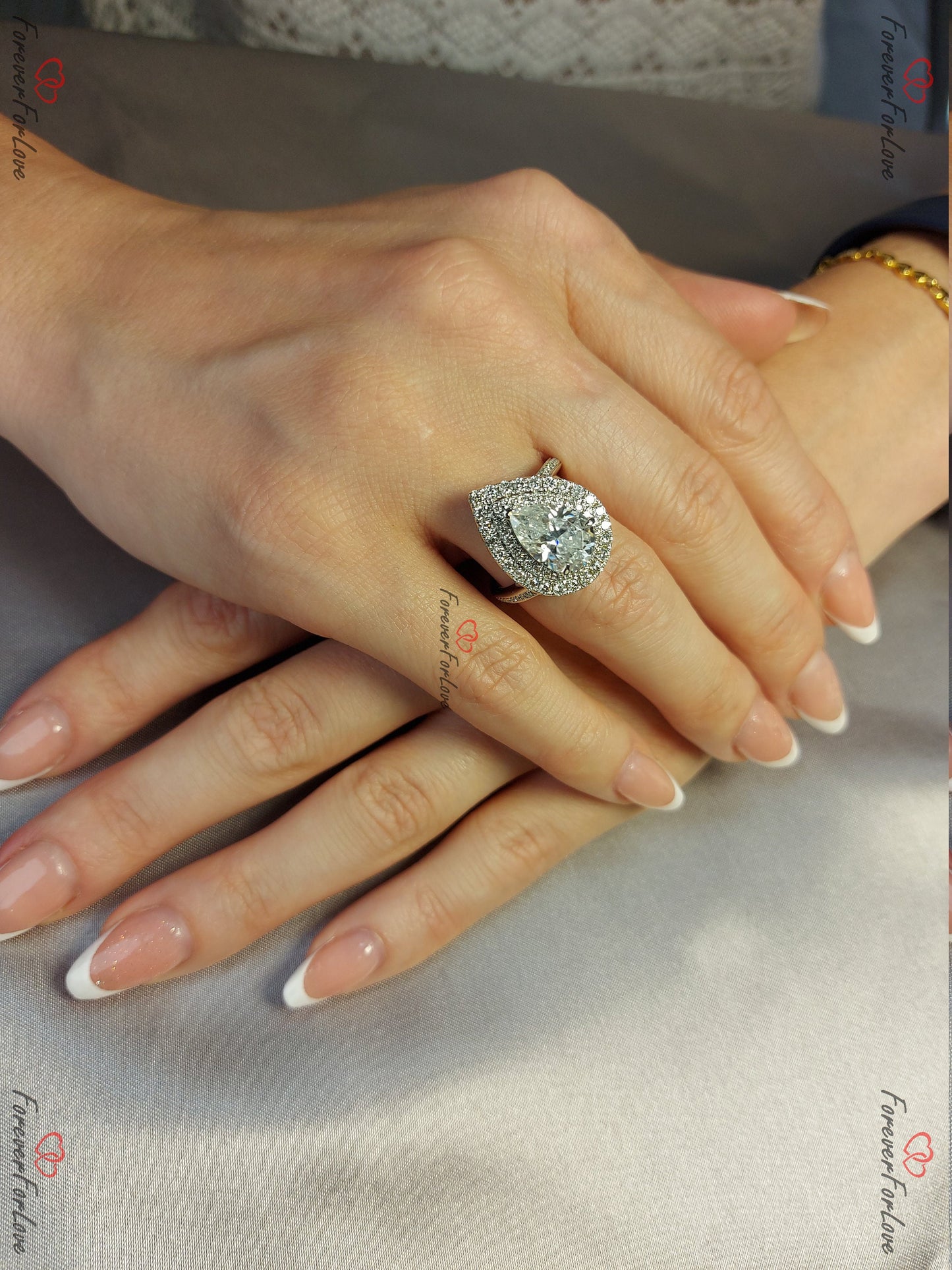 Bague de fiançailles auréole poire moissanite 3,5 carats Pear cut 1Ct Moissanite taille brillant engagement ring in Gold or Platinum — custom handcrafted by Forever For Love