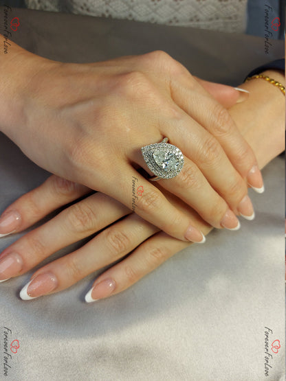 3.5 Ct Pear Moissanite Halo Engagement Ring
