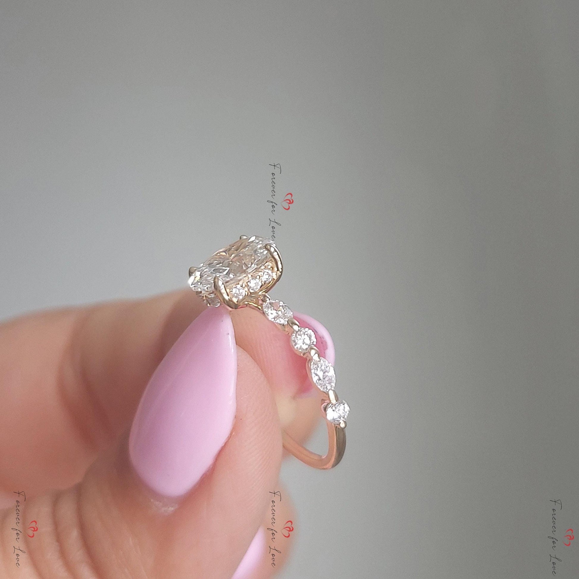 1.5 Ct IGI Certified Oval Diamond Engagement Ring