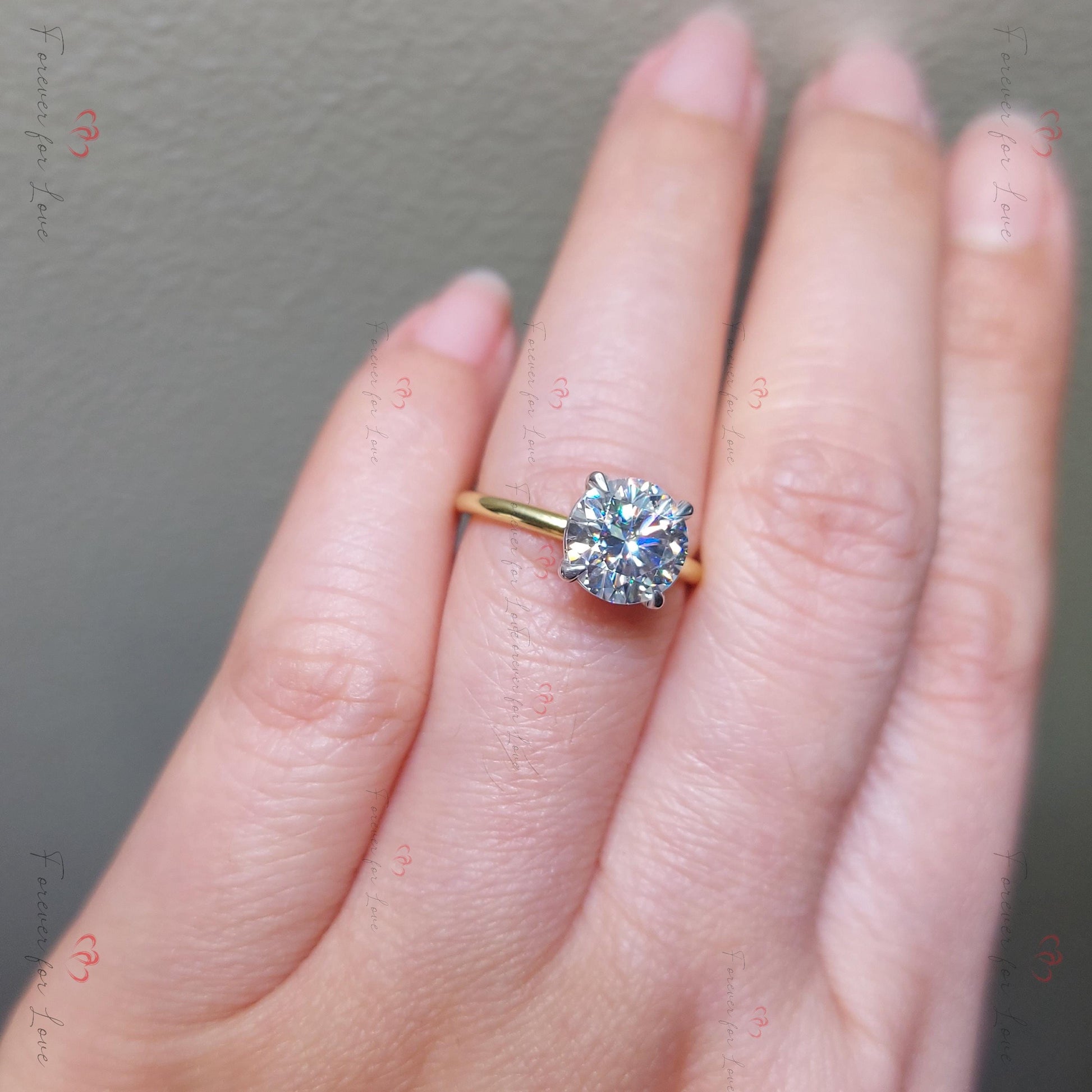 2 Ct Round Moissanite Solitaire Engagement Ring