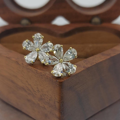 14 Karat Gold Ohrstecker mit tropfenförmigem Blumenmotiv und Diamanten, Labor-Diamantohrstecker, im Labor gezüchteter Diamant, Ohrstecker aus massivem Gold, Blumenohrringe, perfektes Geschenk