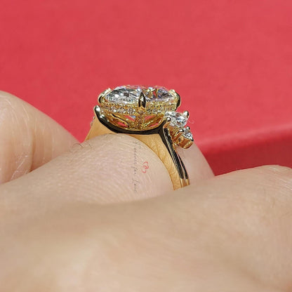 4 Ct IGI Certified Oval Lab Diamond Wedding Band