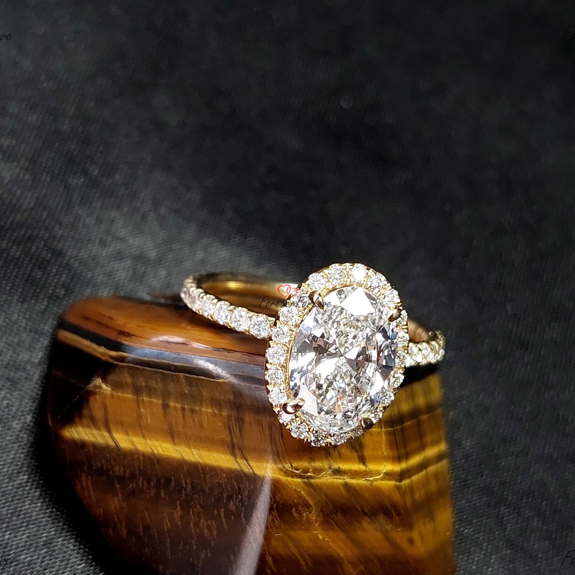 2.5 Ct IGI Certified Oval Lab Diamond Halo Engagement Ring