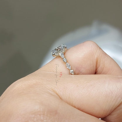 1.5 Ct IGI Certified Oval Diamond Engagement Ring