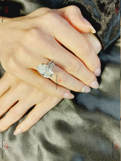 9.5 Ct Oval Diamond, Moissanite Halo Engagement Ring