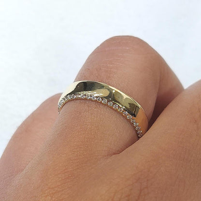 Round Diamond Stacking Ring