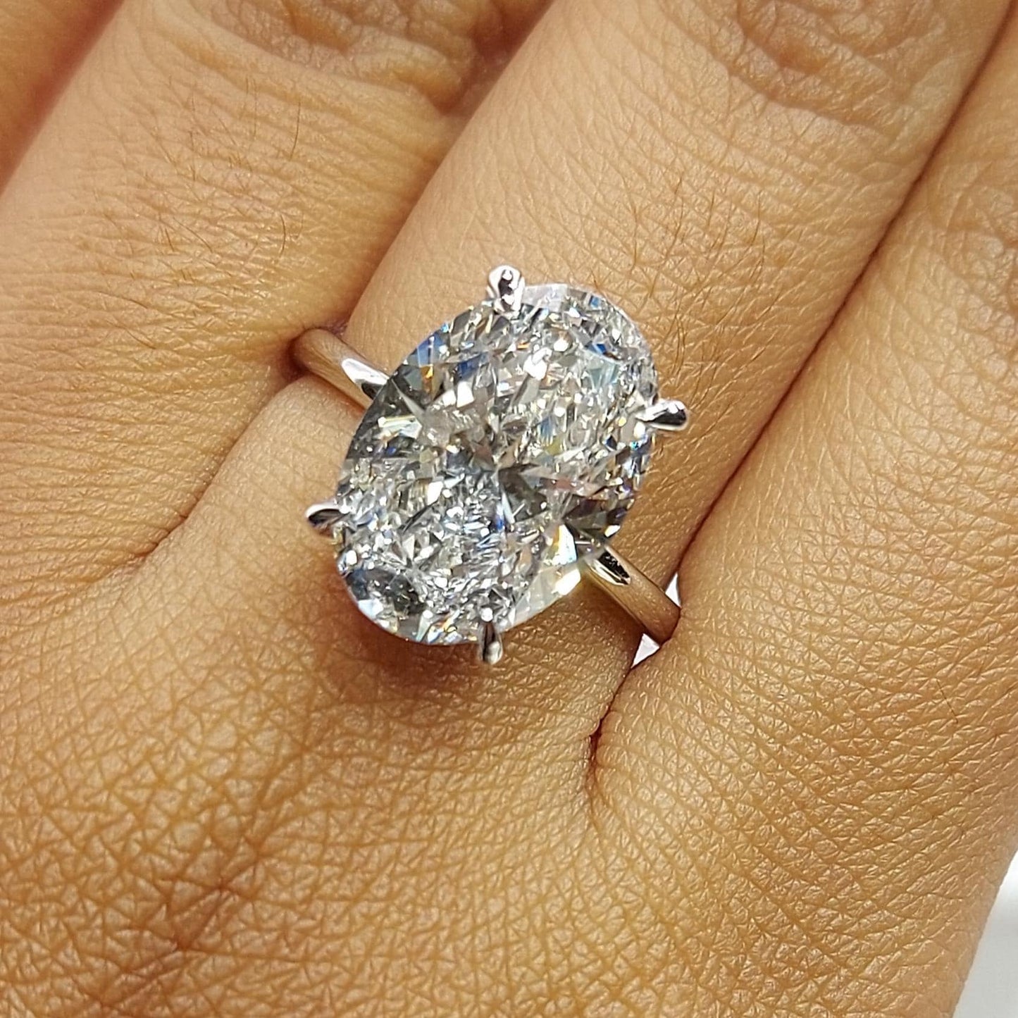 Bague solitaire classique en diamant de laboratoire ovale de 4 carats 1Ct Moissanite taille brillant engagement ring in Gold or Platinum — custom handcrafted by Forever For Love