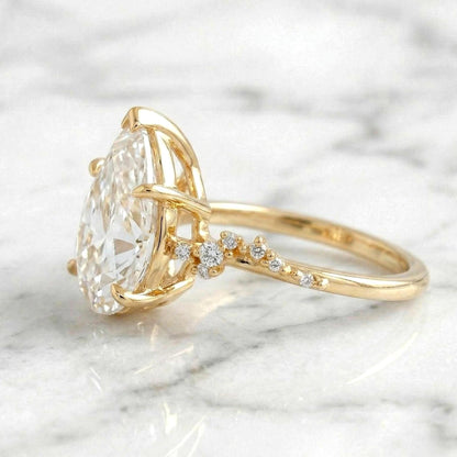 3.1 Ct IGI Certified Pear Lab Diamond Ring