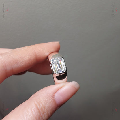 Full Bezel Solitaire Ring for Men, Emerald Cut Moissanite Statement Ring, Wedding for Him, Anniversary Gift, Ring for Him, Father's Day Gift